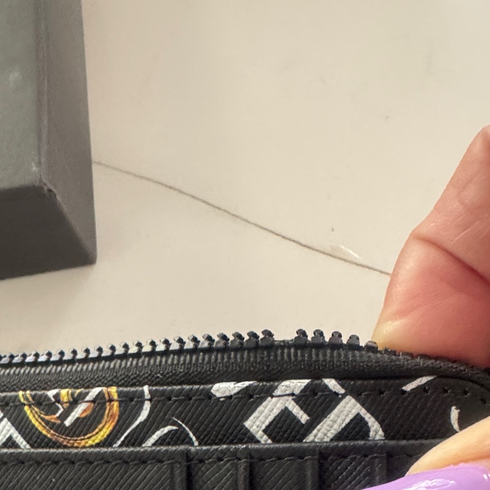 Versace Jeans Couture Black, White and Gold Card Holder - Picture 15 of 16